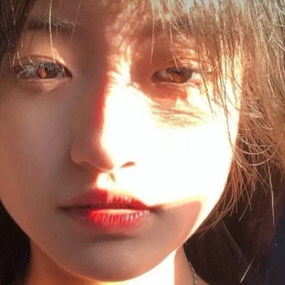 新版个性女生微信头像合集 共13张