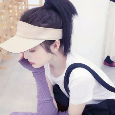 16张高清有气质戴帽女生头像 唯美氛围感拉满