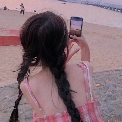 抖音超火女生头像合集 共16张