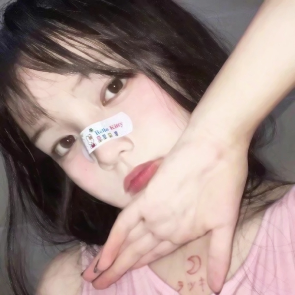 36张高清韩系清新女生真人头像 氛围感拉满的时尚头像合集