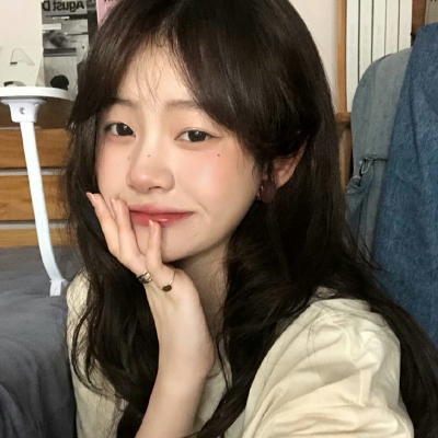 高清女生优质头像合集 共12张