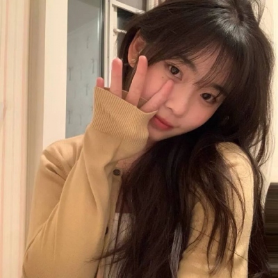 超有个性的小众女生微信头像来啦，共20张