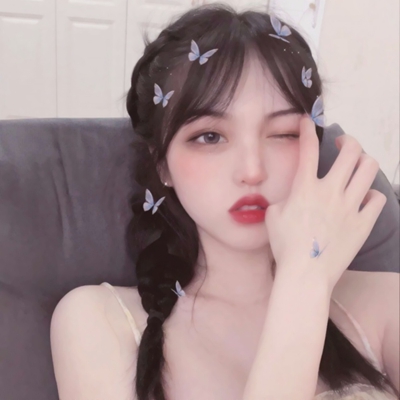 30张高清真人女生优质QQ头像 颜值在线超适配