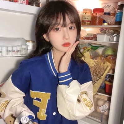 8张甜妹名媛风女生头像，氛围感拉满