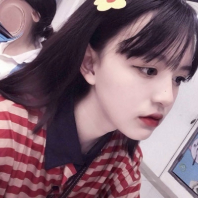 22张超潮女生头像合集 高清时尚又好看