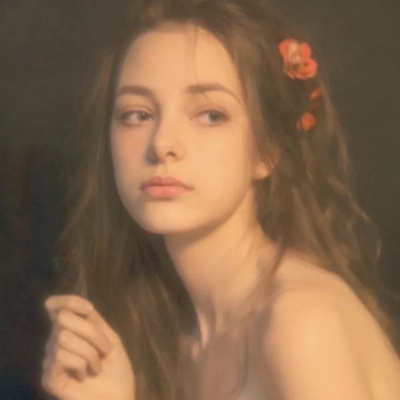 新版女生高级感头像图集 一共16张高清图