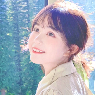小脸头像网更新14张女生小清新单纯头像