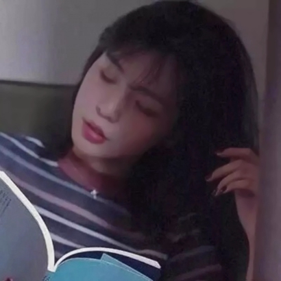 10张复古港风女生头像 高清好看的老派氛围感头像