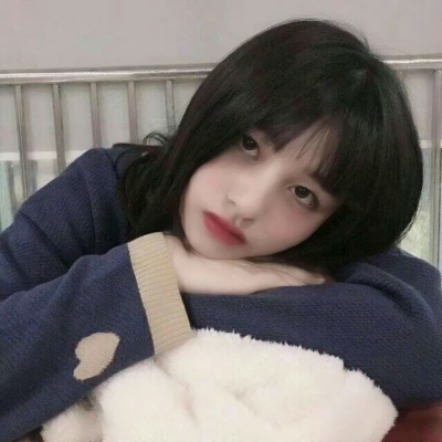 28张高清御姐范霸气女生微信头像合集