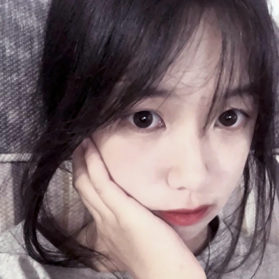 32张高清真实感女生QQ头像 好看又百搭