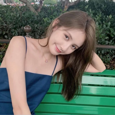 20张气质清新的女生微信头像，快存起来用