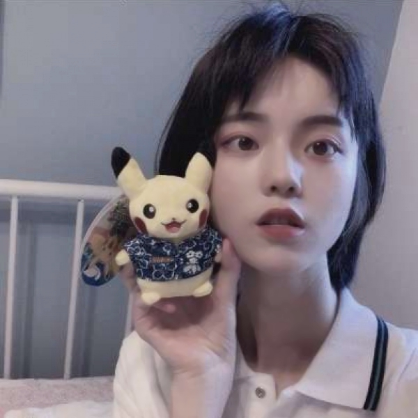 超高清好看的优秀女生头像合集 27张优质女生头像分享