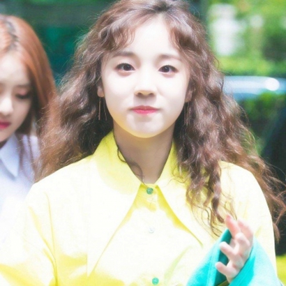 宋雨琦可爱高清头像合集 28张明星头像素材