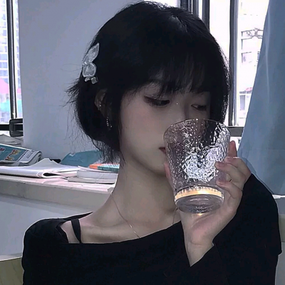 女生专属思念主题头像合集 10张现成可用