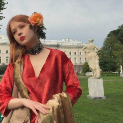 16张高清欧美原宿风女生头像 适合ins用的氛围感头像合集