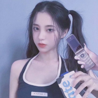 32张清新脱俗女生微信头像合集 高清好看又百搭