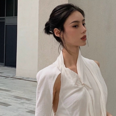 超火的ins风温柔干净女生头像，共19张可直接用