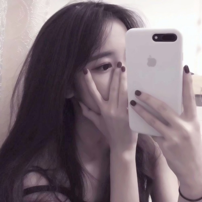 最新QQ女生挡脸头像合集 20张高清好看款