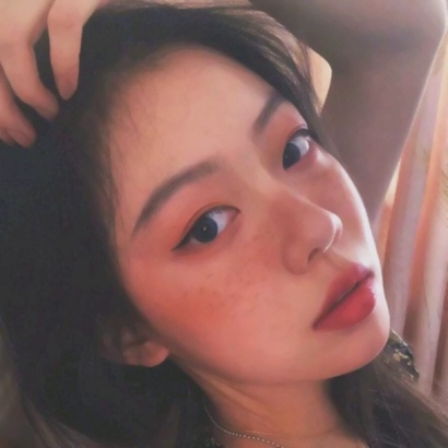 9张高清成熟风微信女头 好看又适合日常用