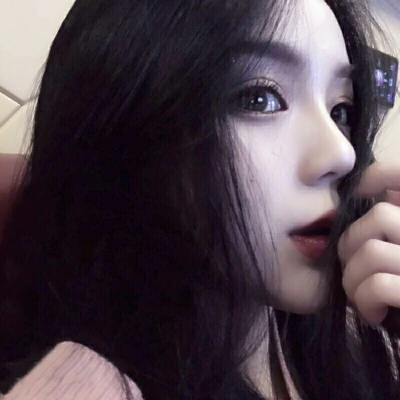 12张精选漂亮女生QQ头像 一次存够够用