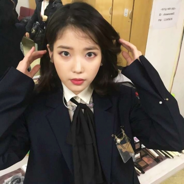 ins超火女生头像合集 28张高清无水印美图