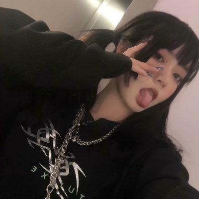 抖音超酷女头像合集！14张高清超拽超丧风格女生头像