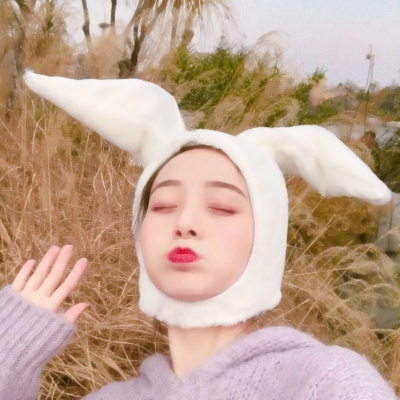 17张高清优质女生微信头像合集