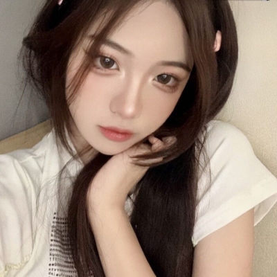 19张氛围感女名媛微信头像，快换上试试