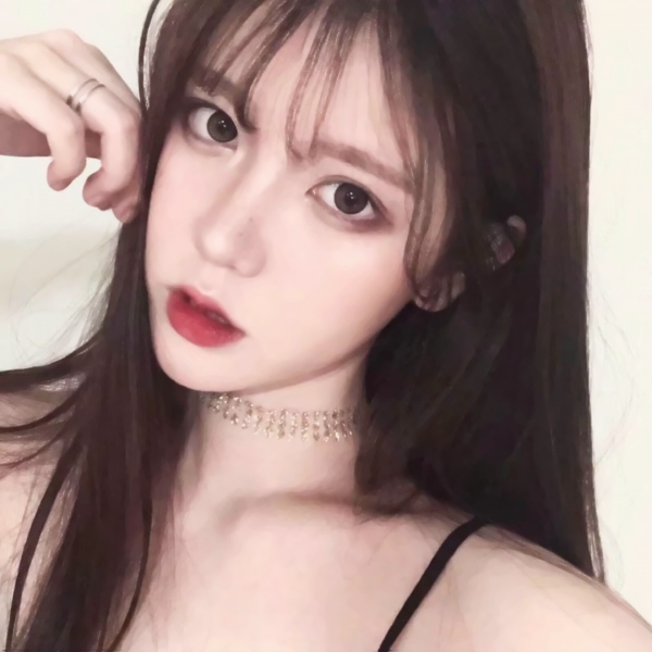 34张超飒御姐风玩网女头 高清霸气感直接拉满