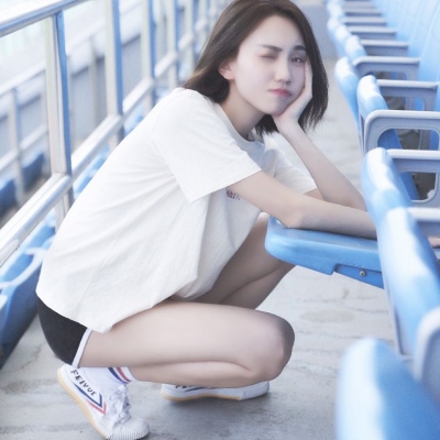13张高清清新校园女生头像 清纯感拉满