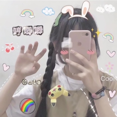 35张带贴纸的可爱女生头像 高清最新款直接存