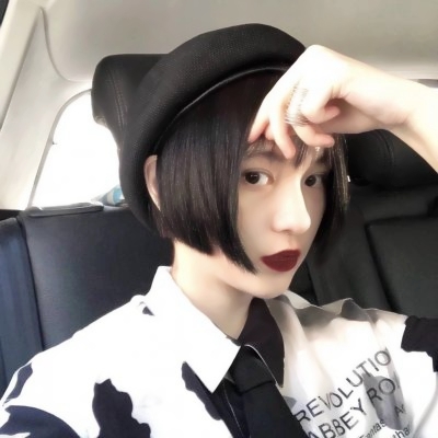 19张高清真实的成熟时尚女生微信头像 快存起来用