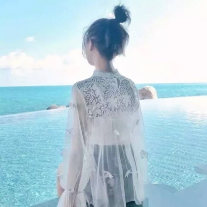 30张高清有气质的成熟知性女生微信头像