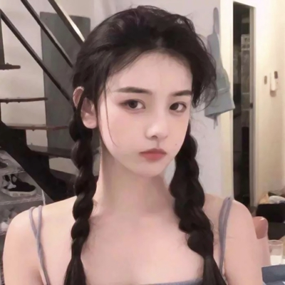 10张氛围感拉满的优雅气质女生头像 高清又高级