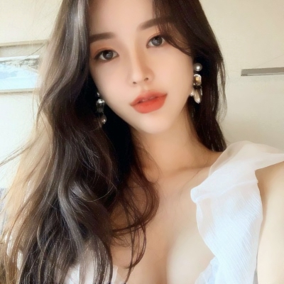 微信女生头像高冷气质 颜值女神自带的清冷感太绝了