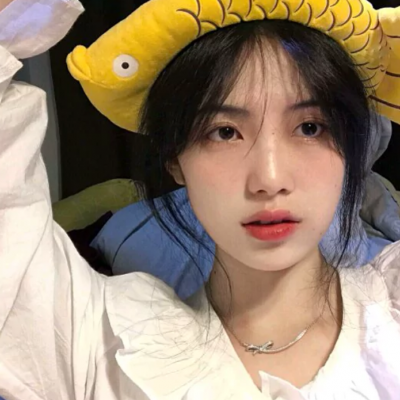 15张超飒ins风真人女生头像，霸气感拉满