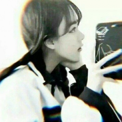 17张高清真人小姐姐头像 好看的女生头像合集