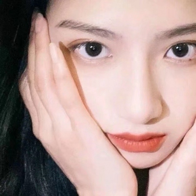 超火的微信女生头像来啦！这里有12张高清图可以用