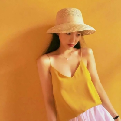 16张高清有气质戴帽女生头像 唯美氛围感拉满