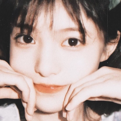 20张自带年代感的小众复古女生头像