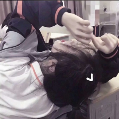 20张高清帅酷冷感真人长发女生头像｜网图头像合集