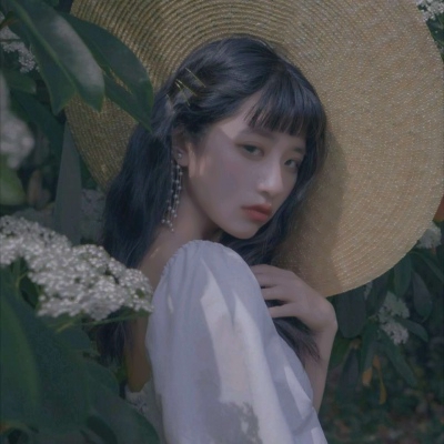 新版女生微信头像合集 36张高清干净又唯美