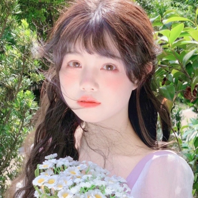 小脸头像网更新14张女生小清新单纯头像