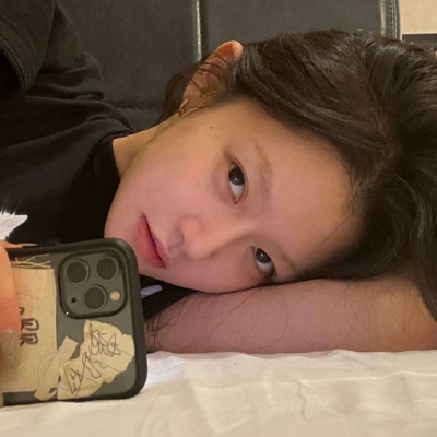 微信高级冷淡风ins女生头像 10张合集
