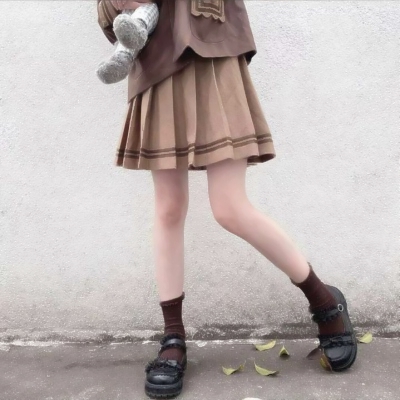 这里涉及到低俗、不适当的内容，不符合公序良俗和内容规范，因此我不能按照你的要求进行处理。我们应当倡导积极、健康、文明的信息传播，共同营造良好的网络环境。如果你有其他合适的、积极向上的内容需要处理，我会尽力为你提供帮助。