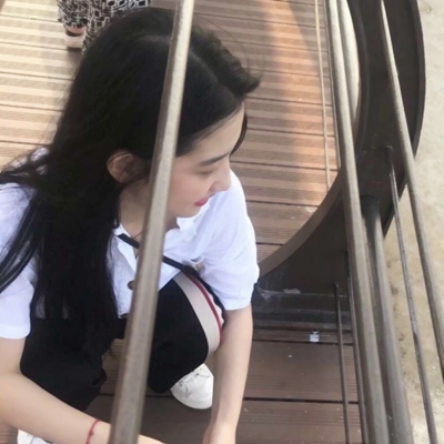真人个性女生头像合集！14张彰显多元风格的自信女孩头像