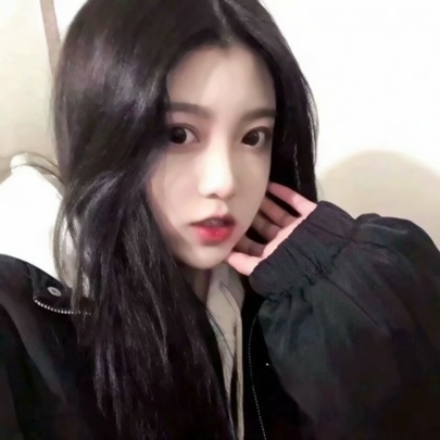 混网干净女生头像合集 20张高清好看的女生头像资源