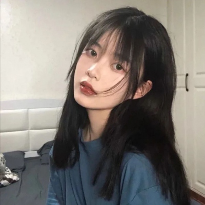 微信超火的女生高清头像合集（共17张）