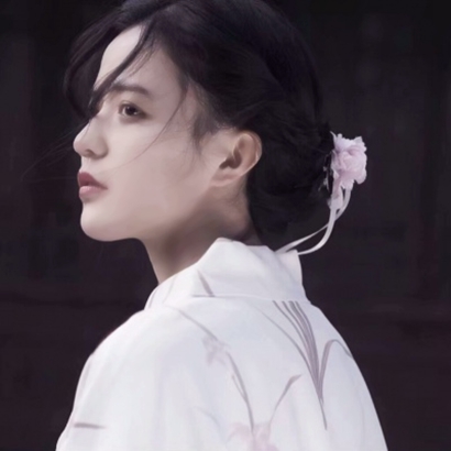 女生清冷伤感头像合集 16张冷淡风酷感女生头像