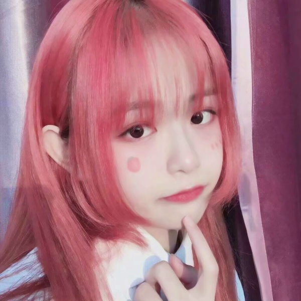 27张彩色挑染女生头像合集 超清霸气时尚感拉满